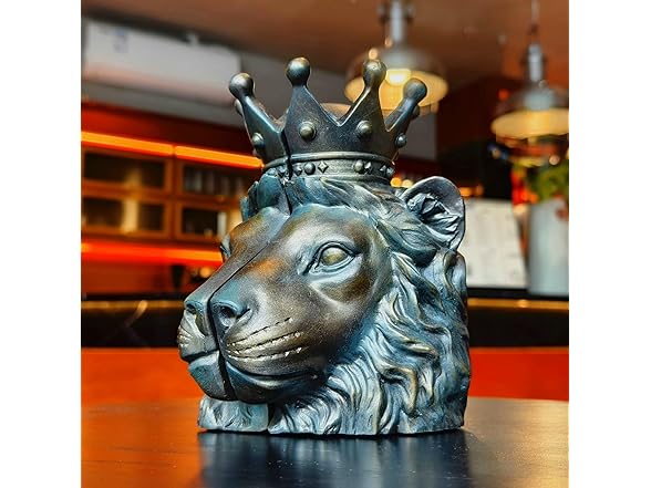 VICTAR DESIGN Lion Head Sculpture Bookend