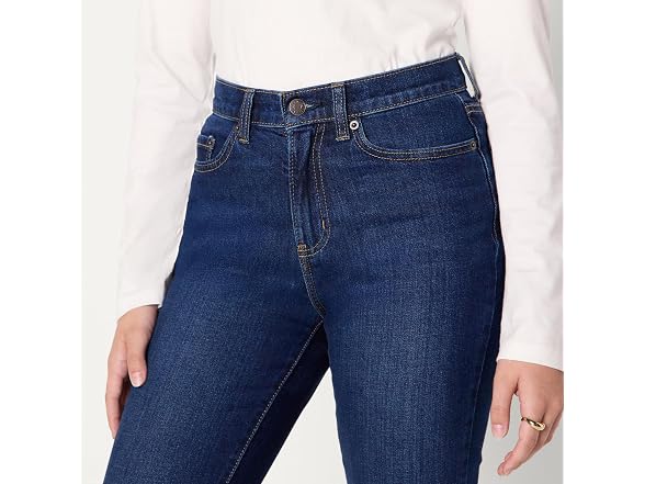 Amazon Essentials Women Stretch Regular-fit Jean