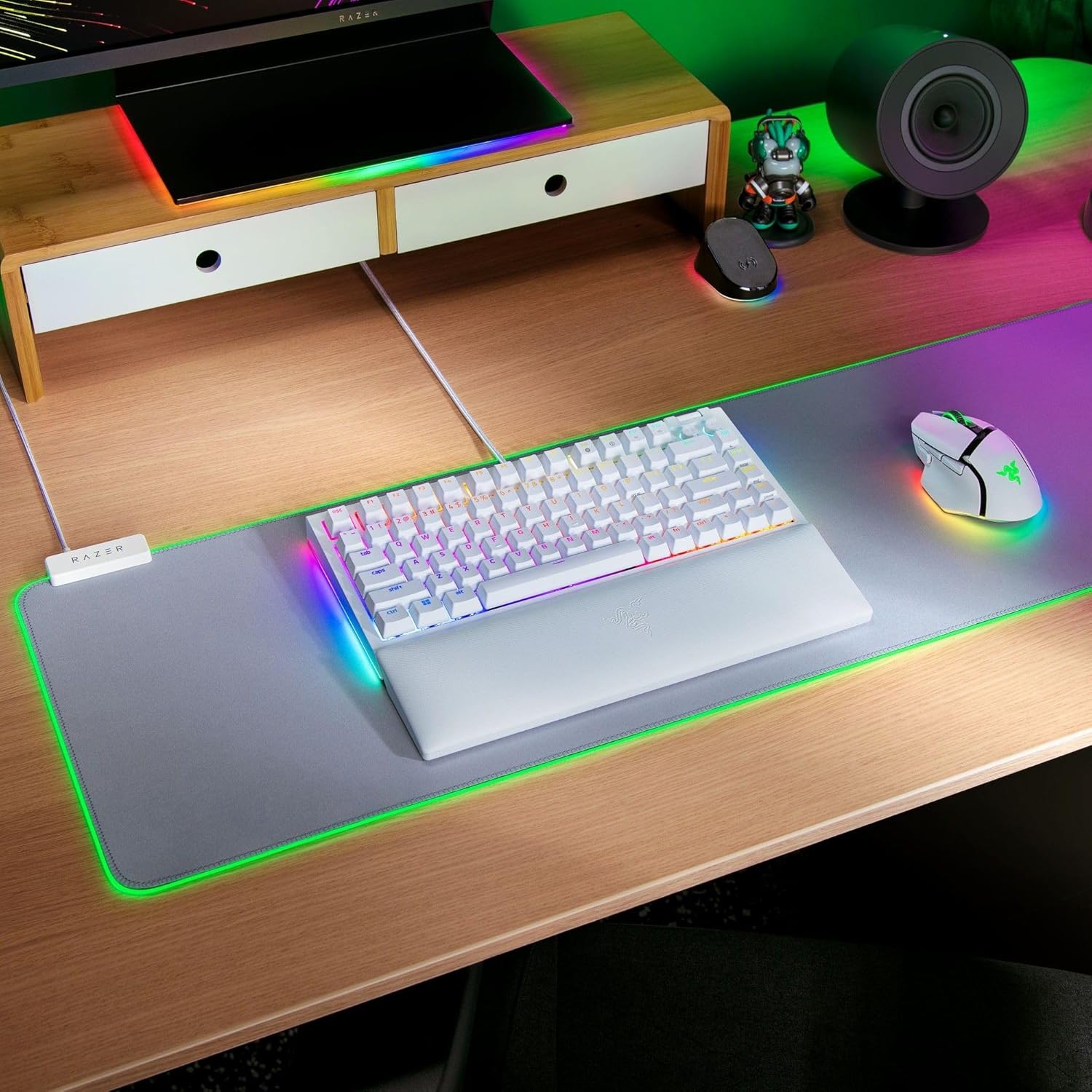 Razer BlackWidow V4 Mechanical Gaming Keyboard (Open Box) - Gallery 15