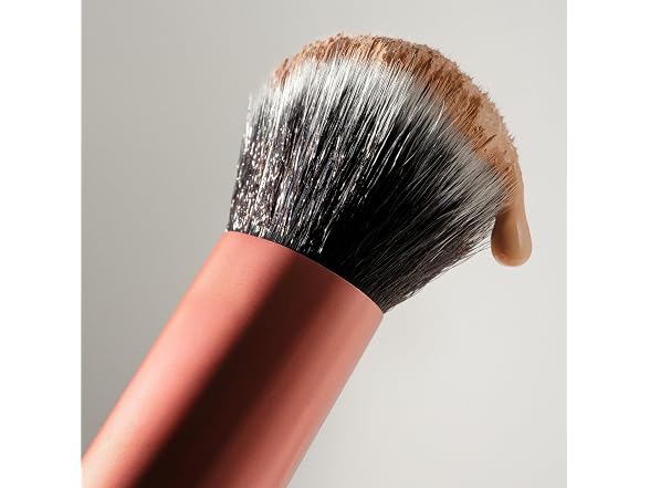Real Techniques Expert Face Makeup Brush