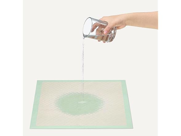 Amazon Basics Bamboo Leakproof Dog and Puppy Pee Pads
