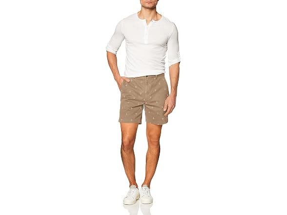 Amazon Essentials Men Classic-Fit 7" Short Shorts