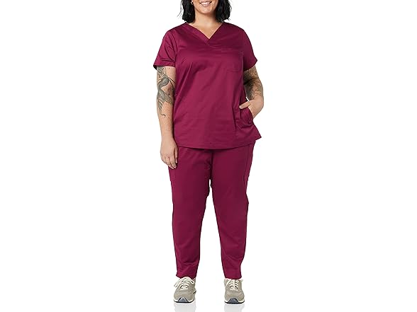 Amazon Essentials Women's Classic Fit Scrub Top