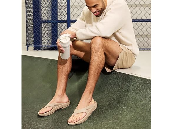OOFOS OOriginal Recovery Sandals