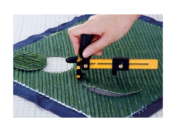 OLFA 18mm Rotary Circle Cutter (CMP-3) -