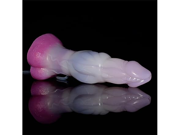 Realisitic Squirting Dildo