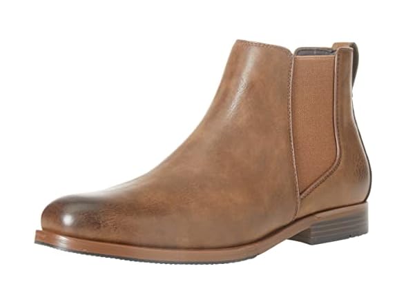 Amazon Essentials Men Leather Chelsea Boot