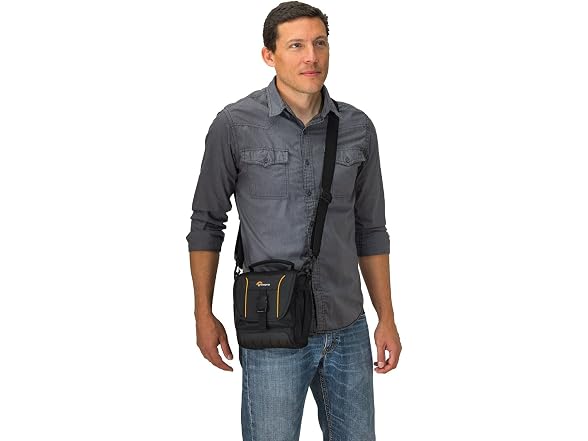 Lowepro Shoulder Bag Adventure SH 140