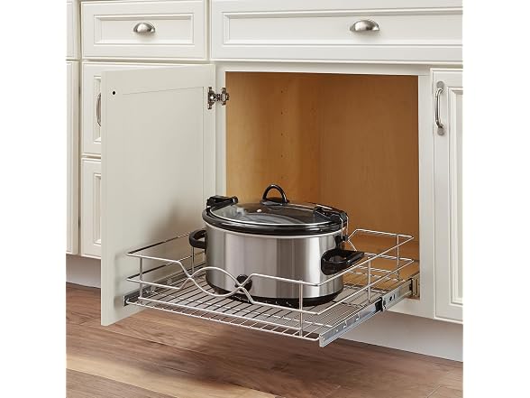 Knape & Vogt Single-Tier Wire Pull Out Storage Basket