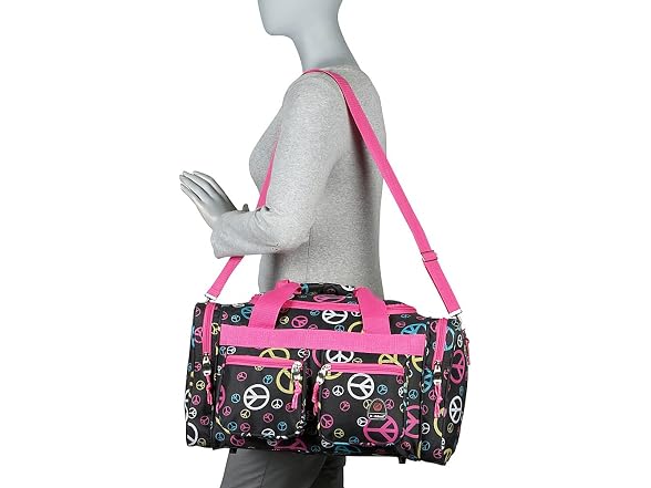 Rockland 19" Polyester Duffel Bag, Pink Giraffe