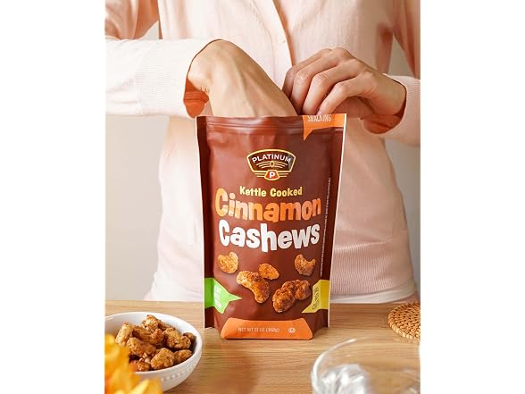 Platinum Cinnamon Cashews 13 oz