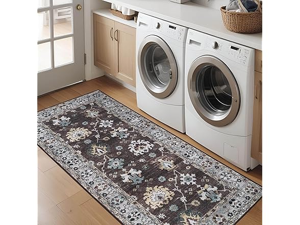 Superior 2'7"x6' Floral Geometric Border Indoor Area Rug