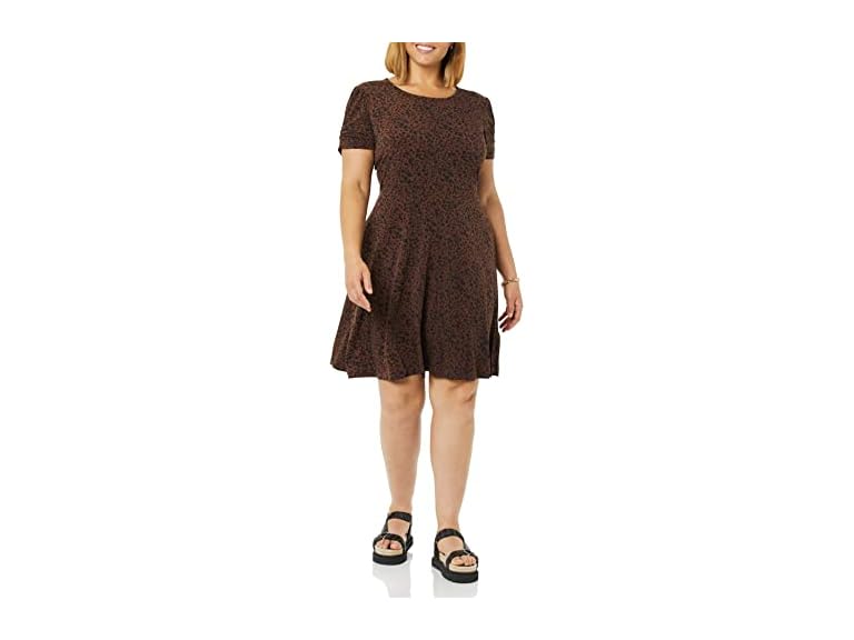 Dark Toffee Brown, Animal