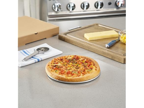 Restaurantware Aluminum Wide Rim Pizza Pan, 12 Pack