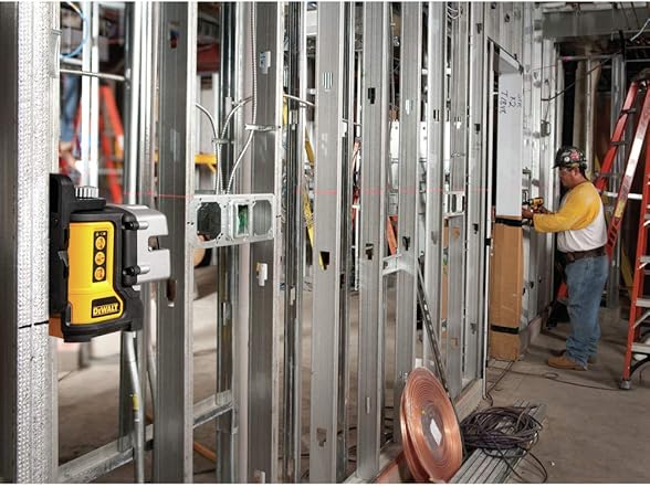 DEWALT DW089K Line Laser, Self-Leveling, 3-Beam