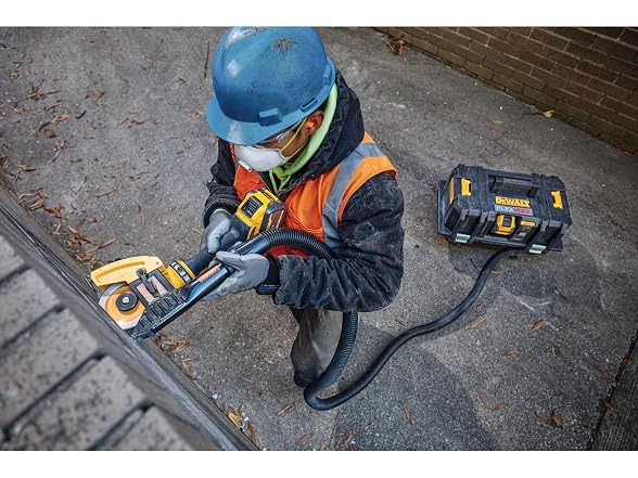 DEWALT DCG418X1 FLEXVOLT 60V MAX* Angle Grinder Kit