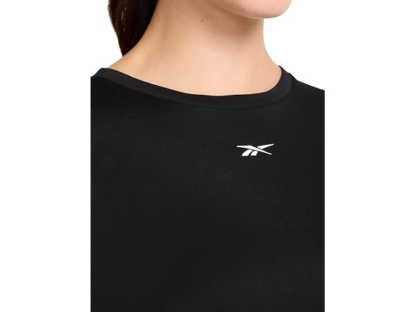 Reebok Women (S) Logo Short Sleeve T-shirt