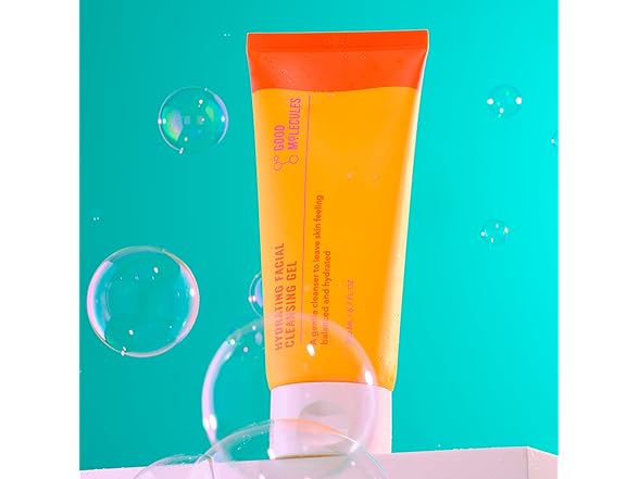 Good Molecules Hydrating Facial Cleansing Gel