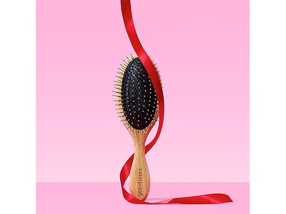 Colorproof Volume Gift Set with Brush