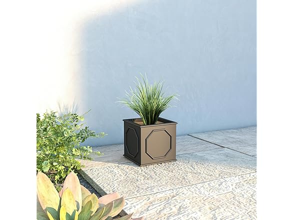 LeisureMod SP8 Sprout Planter -Choose Color