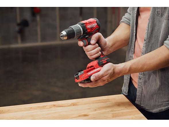 CRAFTSMAN CMCD713C1 V20* BRUSHLESS RP 1/2 Drill Kit