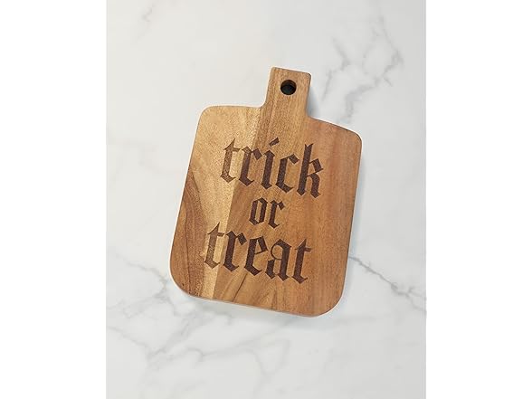 Oneida Trick-or-Treat Cheese Board