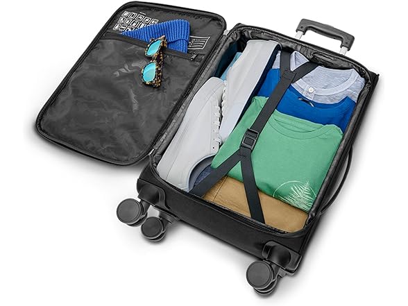 Solo New York Re:Treat Carry-On 22" Spinner, Black