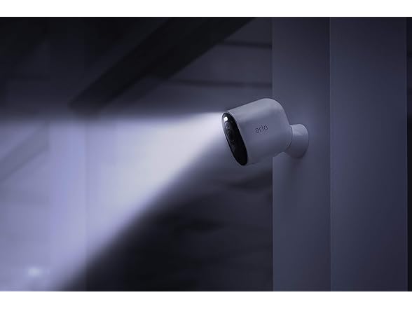 ARLO VMS5340-100NAR  Arlo 4k UHD 3 camera security