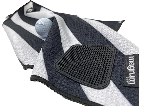 Magnum Golf Magnet Golf Towel