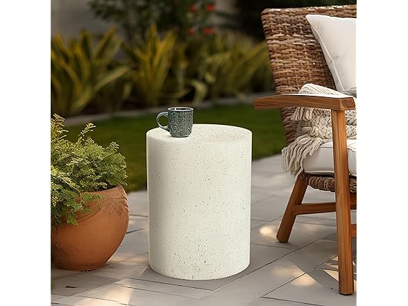 LuxenHome Outdoor Side Table, 18 Inch