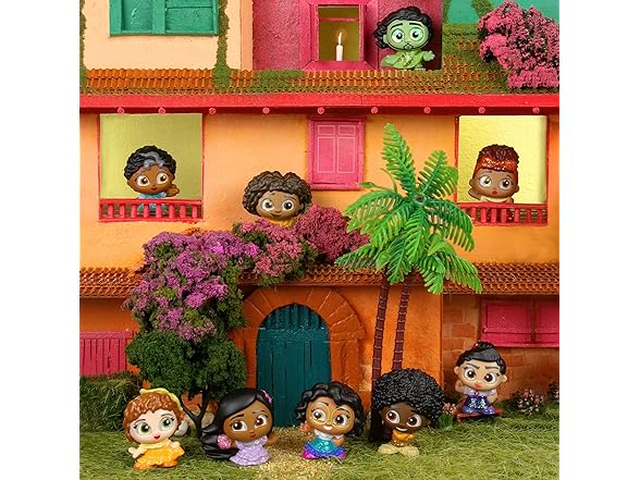 Disney Doorables Encanto Collection