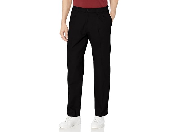 Dockers Men's Classic Fit Khaki Pants - Pleated