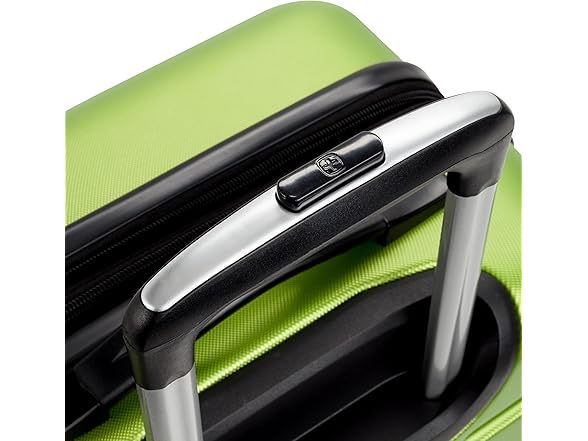 SwissGear 7366 Signature Hardside Expandable 23" Luggage