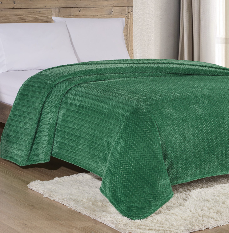 Luxury Home Chevron Braided Micro Plush Blanket - Gallery 9