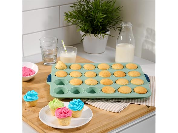 Starfrit 24-Cup Mini Muffin Pan Green