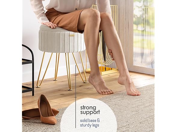 STORAGEBUD Round Ottoman with Storage