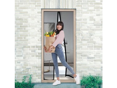 $15.99 Seamless Outdoors Magnetic Mesh Screen Door 39x79" dealfomo